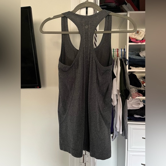 lululemon swiftly align tank top - Picture 2 of 3